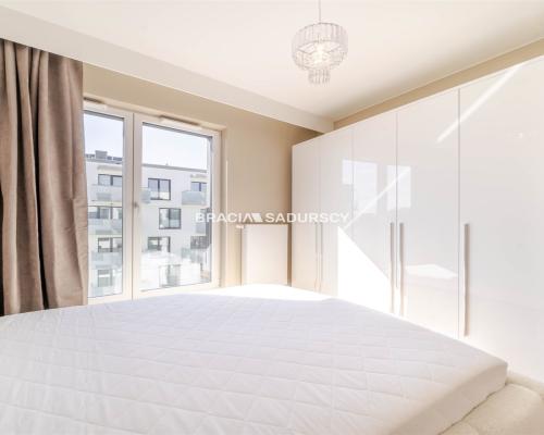 Cieszyńska, miejsce parkingowe, Wysoki Standard