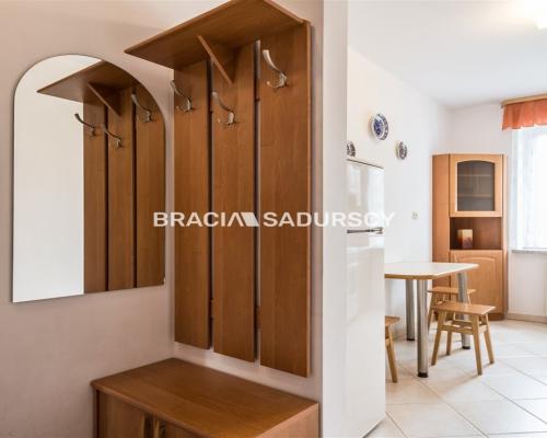 2 pokoje - Grzegórzecka - 2800 złotych