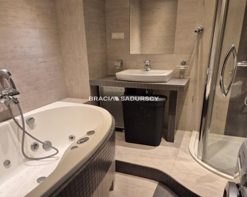 M3 z widokiem na Bagry