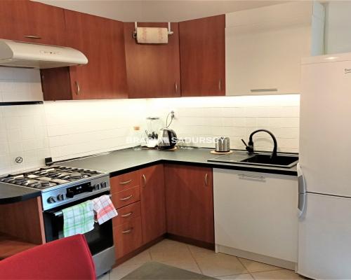 Wygodne mieszkanie z szybkim dojazdem do centrum!