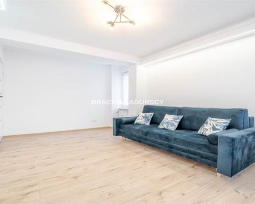 Świeżo wyremontowane 2 pokoje w centrum