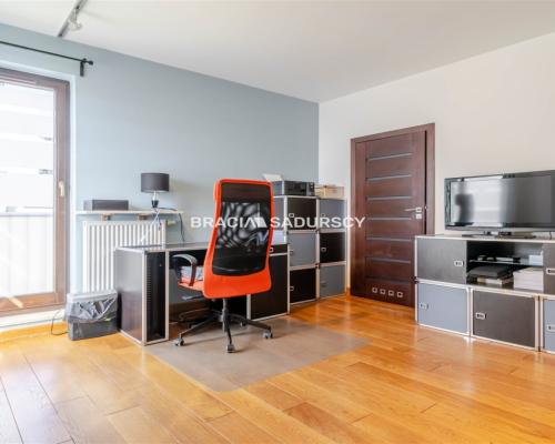 Penthouse / taras 120 m2 / 4 miejsca postojowe