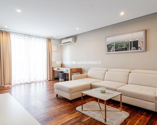 51m2  jasne 2-pok. mieszk. 2 balkony, klima. Bagry