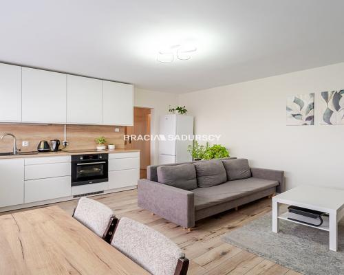 Przytulne 2 pokoje 42 m² | Jana Sas-Zubrzyckiego |