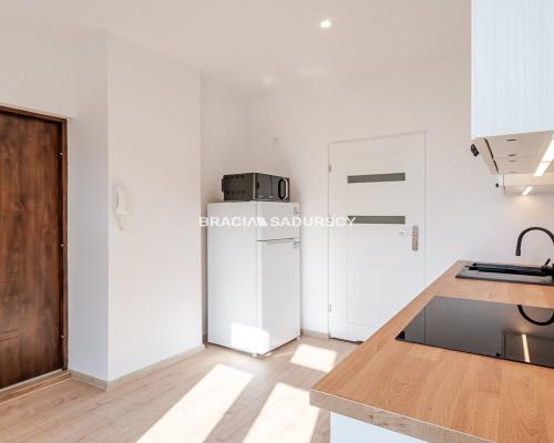 Stare Dębniki / bezczynszowe / całkowicie nowe