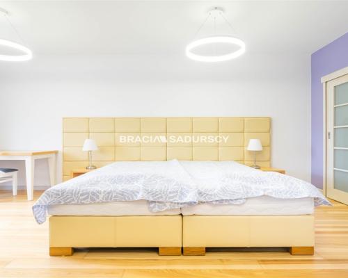 Dwie sypialnie na Ludwinowie, inwestycja z basenem