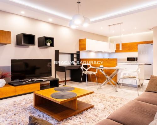 Nowoczesny apartament z dużym tarasem - Ul.Lubicz