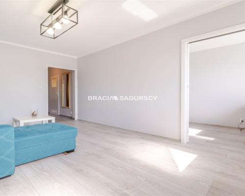 ul. Nowohucka - 2-pokojowe mieszkanie z balkonem