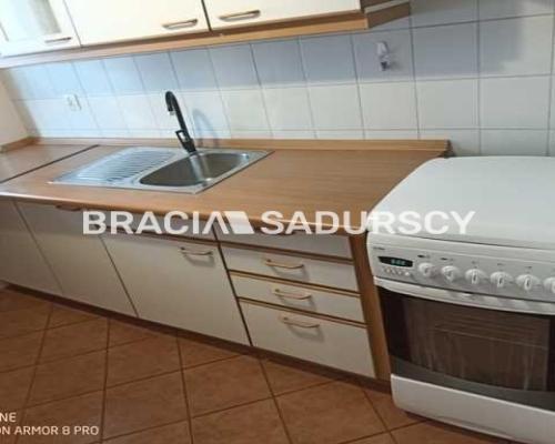 Przestronne 3-pokojowe mieszkanie z balkonem