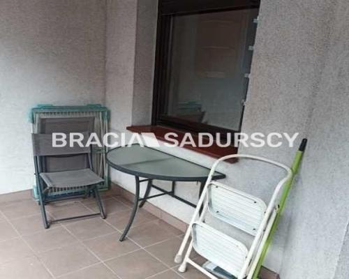 Przestronne 3-pokojowe mieszkanie z balkonem