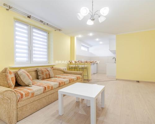 DO WYNAJĘCIA 2 POKOJE RACŁAWICKA / WROCŁAWSKA