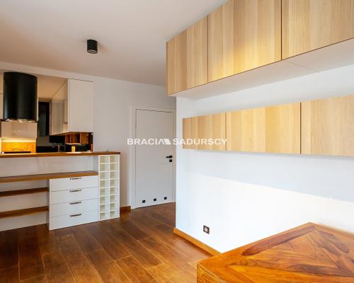 2 Pokoje balkon, centrum tramwaj Zakrzówek