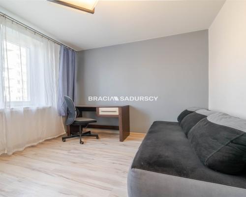 Wynajem | 3 pok | 47m2 | balkon | os. Wysokie