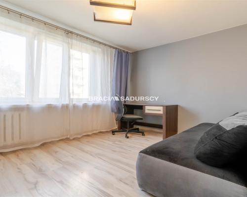 Wynajem | 3 pok | 47m2 | balkon | os. Wysokie