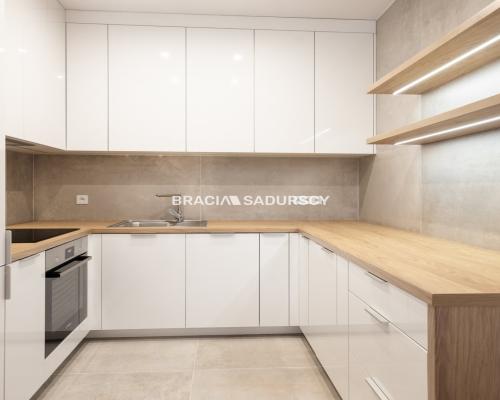 2pok Krowodrza z ogródkiem i parkingiem podziemnym