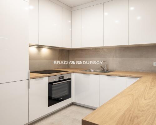 2pok Krowodrza z ogródkiem i parkingiem podziemnym