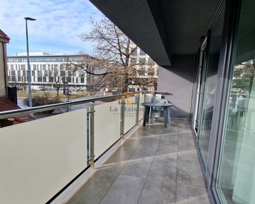 Śródmieście. 2 pokoje z garażem.Wysoki standard.