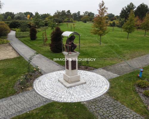 Teren pod rezydencję 13 ha z pozwoleniem na budowę