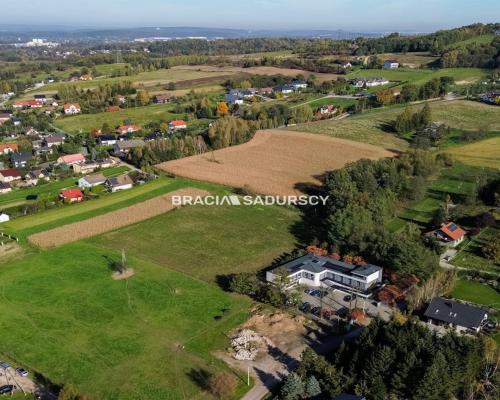 działka komercyjna pod domy i usługi