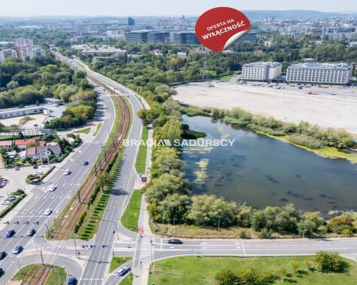 Akademik / Hotel / Biurowiec / Lok. niemieszkalne