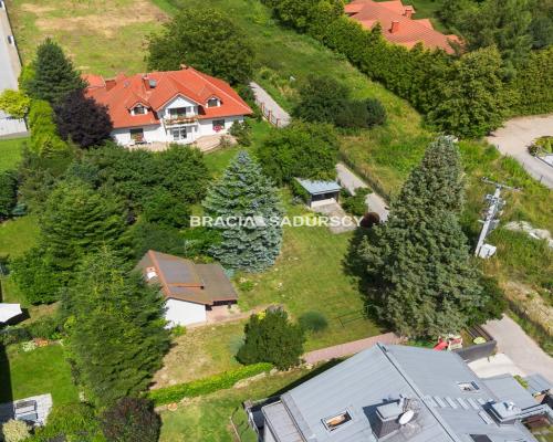 Atrakcyjna działka 9 arowa na Woli Justowskiej