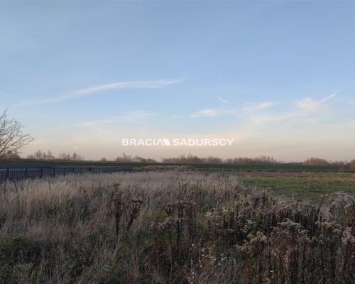 Działka budowlano-rolna o pow. 1900 m2