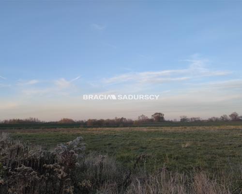 Działka budowlano-rolna o pow. 1900 m2