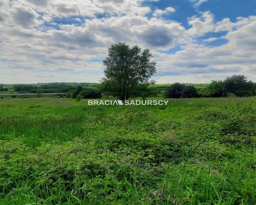 Działka budowlano - rolna w pobliżu Zamku Tenczyn