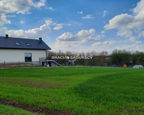 na sprzedaż działkę o powierzchni 2900 m2