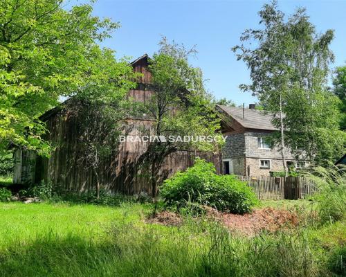 27 arowa  działka budowlana w Michałowicach