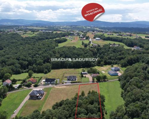 Klimatyczna działka budowlano-leśna w Sieprawiu