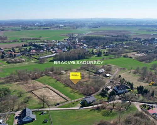 Działka budowlana 17 arów w Wołowicach!