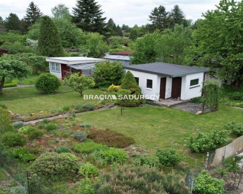 Działka w ROD „Wiślana Dolina” - ul. Rybna, Przegorzały   W pobliżu: ZOO, Park Decjusza, Las Wolski, Kopiec Kościu