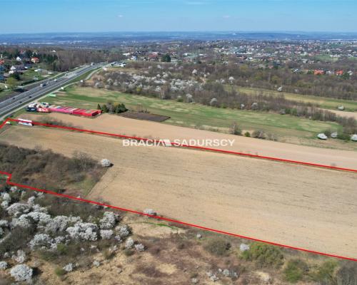 Działka komercyjna przy krajowej siódemce