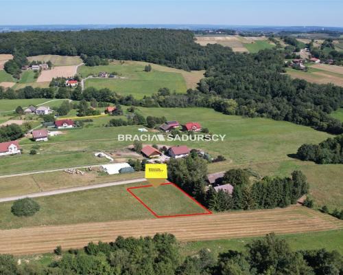 Podolany - działka budowlana o pow. 10 arów!   Działka budowlana o pow. 10 arów położona w Podolanach, gmina Ka