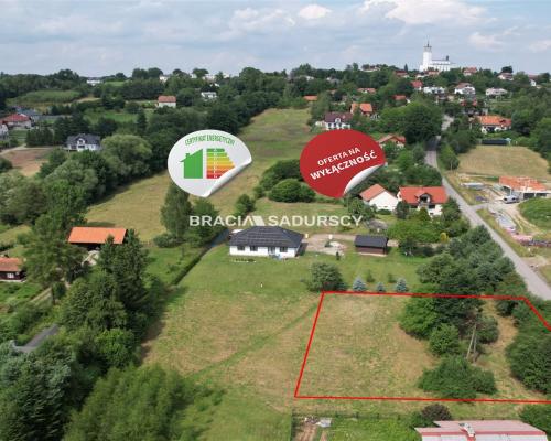 Na sprzedaż: działka budowlana 15 arów - Leńcze, gm. Kalwaria Zebrzydowska    Lokalizacja:  Oferujemy na sprzedaż at