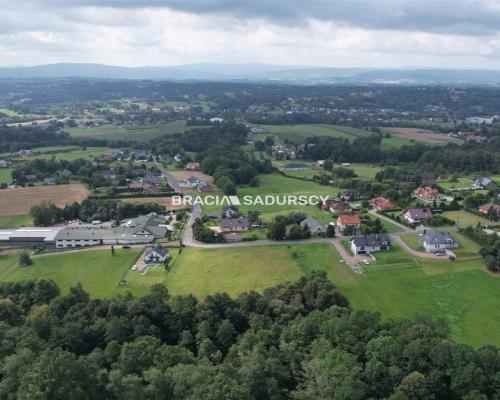 Działka budowlano-leśna. Siepraw.