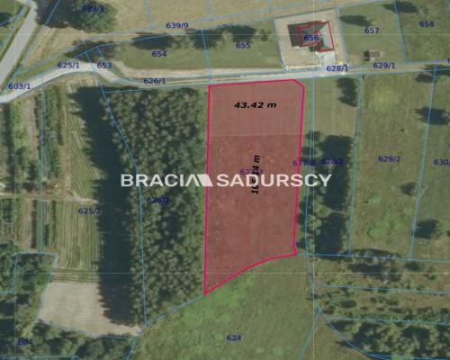 Działka budowlana o powierzchni  44 arów  położona w  Buczkowie, gmina Rzezawa, powiat bocheński  - idealna enklawa do b