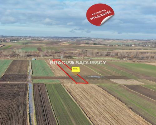 Działka rolna o pow. 41 ar. w Krakowie.  Przedmiotem oferty jest nieruchomość gruntowa niezabudowana o nr ew.  24  położona w