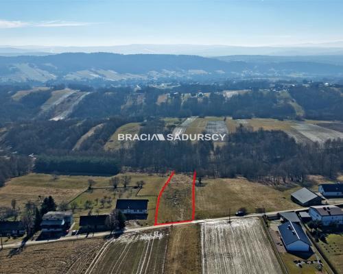 Wola Radziszowska | 52 ary z prywatnym lasem i dożywotnią gwarancją widoku na Babią G&oacute;rę (25 min od Krakowa)   

 Wyobra