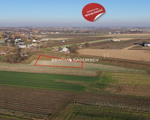 Działka rolna o pow. 26 arów w Krakowie - Nowej Hucie    Przedmiotem oferty jest działka o nr  293  położona w obrębie