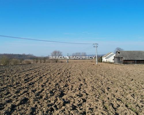 Popędzyna działka z możliwośćią uzyskania wz