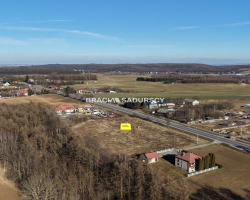 Maszków, 2,5 km od S7 | 1,1 ha Usługi + Zaplecze Mieszkalne (PUM 40%) | Przy trasie 772      LOKALIZACJA STRATEGICZNA: