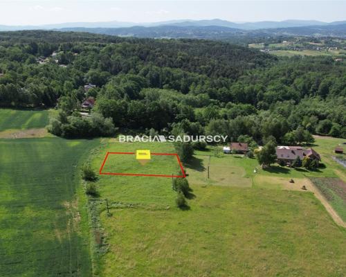 GRAJ&Oacute;W, GMINA WIELICZKA, DZIAŁKA BUDOWLANA O POW. 1145 m 2 .  
 
Widokowa działka budowlana w zacisznym spokojnym miejsc