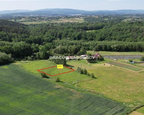 GRAJ&Oacute;W, GMINA WIELICZKA, DZIAŁKA BUDOWLANA O POW. 1145 m 2 .  
 
Widokowa działka budowlana w zacisznym spokojnym miejsc