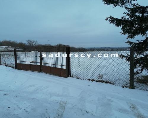 Działka komercyjno-usługowa do wynajęcia. Powierzchnia 100 a z dogodnym dojazdem z wielu stron. Można wynająć połowę działki za