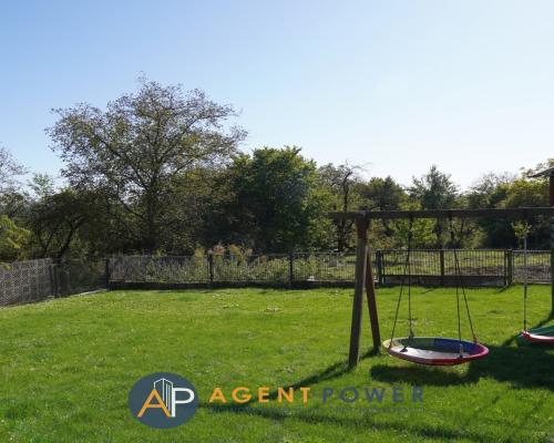 Rodzinny z pięknym widokiem i Duża działka!