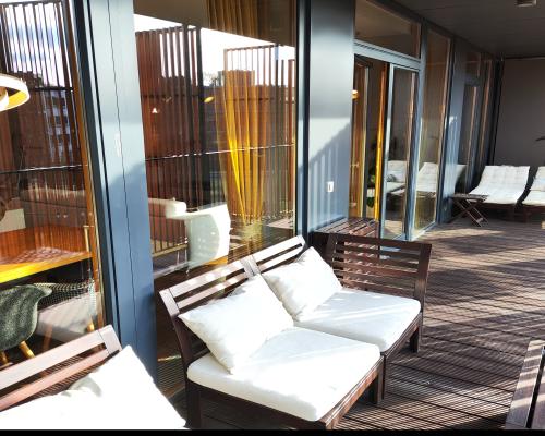 Nowoczesny 2‑pokojowy apartament na Mokotowie z tarasem - BEZPOŚREDNIO