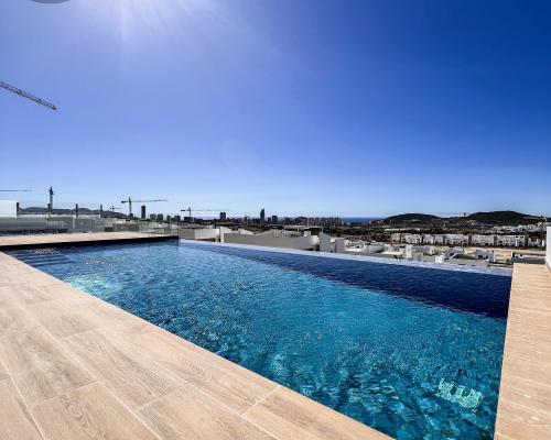 WILLA Z BASENEM INFINITY I WIDOKIEM NA MORZE