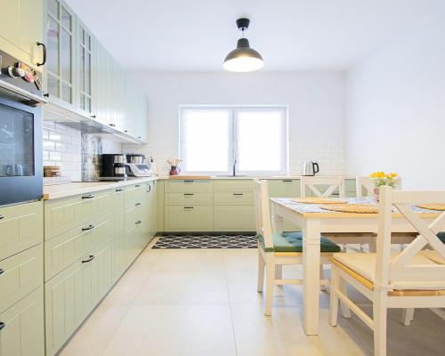 Dom szeregowy skrajny/ do wprowadzenia